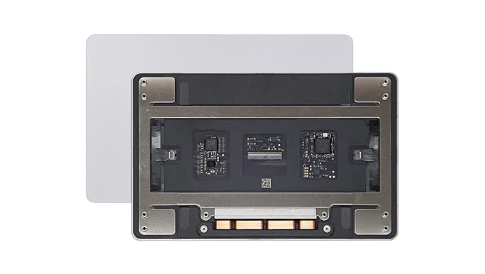 MacBook Pro 14-inch M3 Trackpad